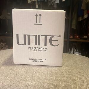Unite 7 Seconds Leave in Conditioner Spray 12 pack